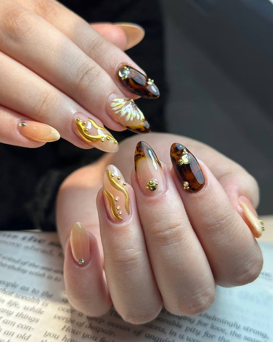 How Often Should You Get a Manicure in Riyadh?