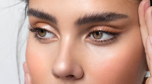 What are the differences between bold and soft eyebrows?