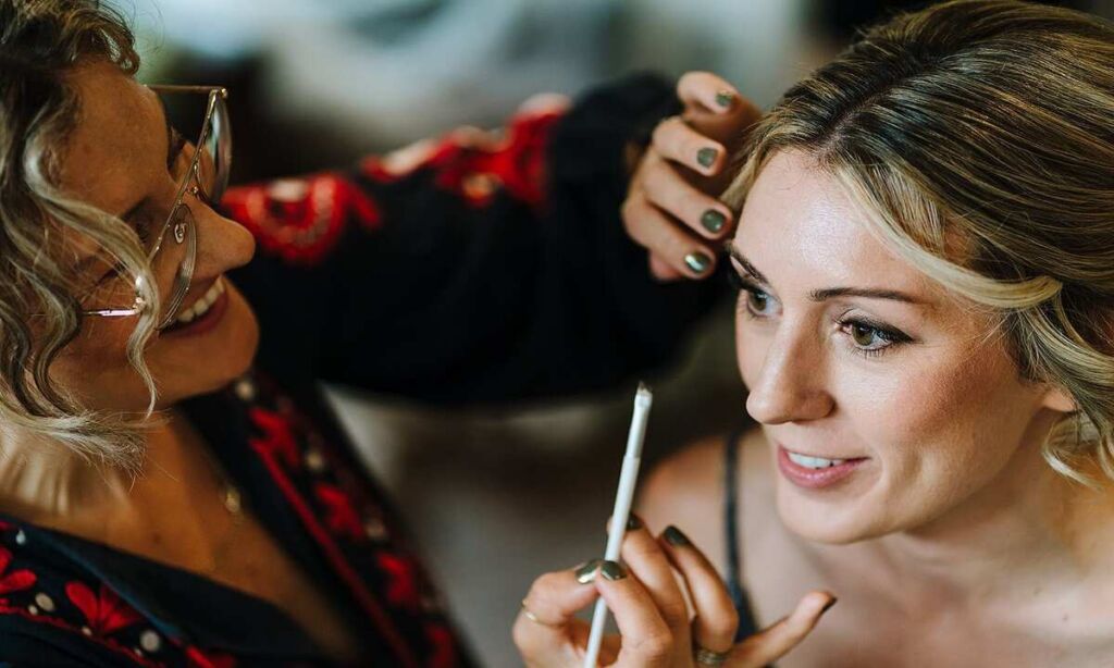 Guide to Choosing the Right Makeup Artist for Your Wedding in Riyadh